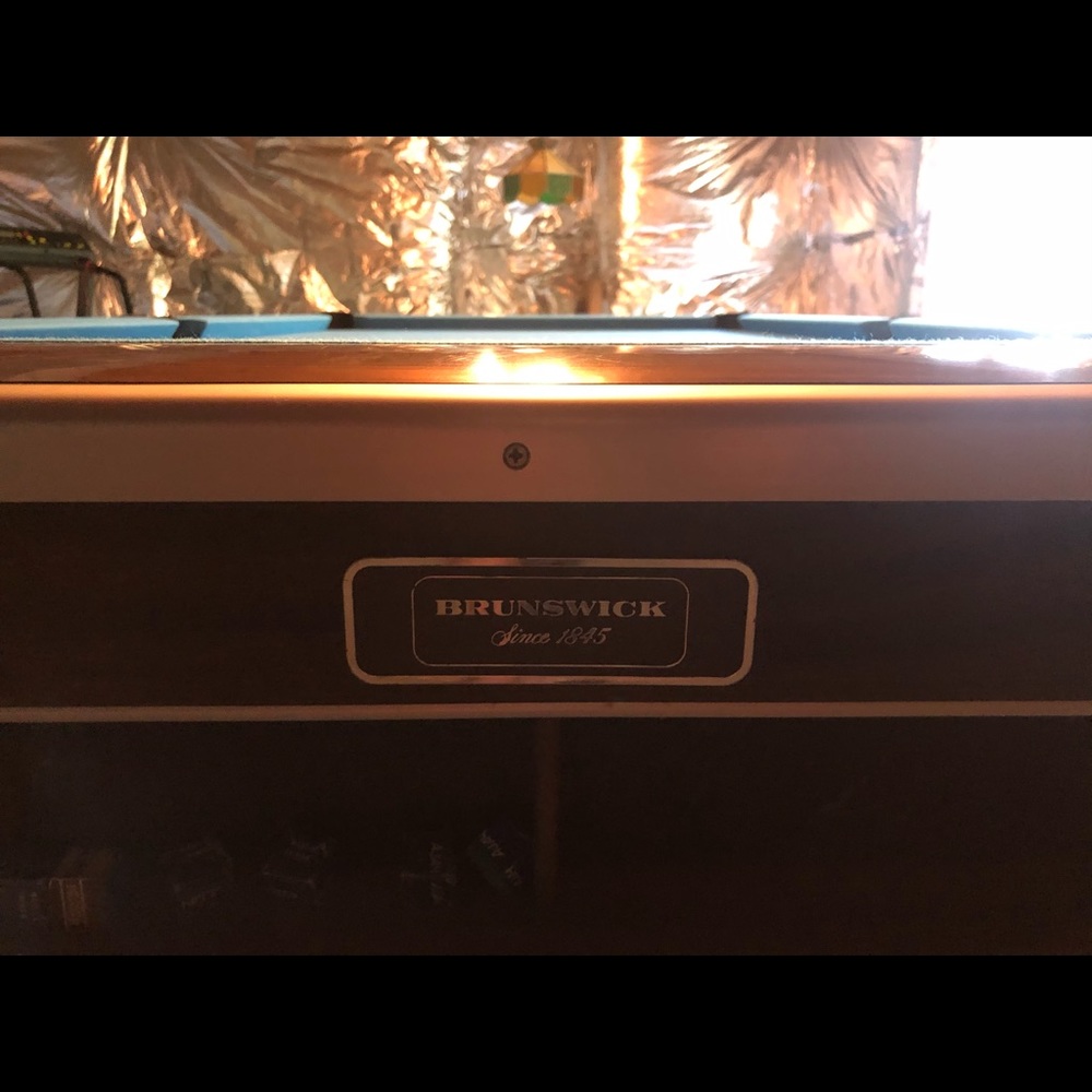 Pool Table Set 9/10 - Picture 4 of 5